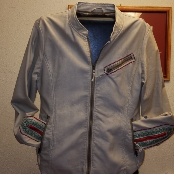 Women's BKE jacket - Picture 1 of 4
